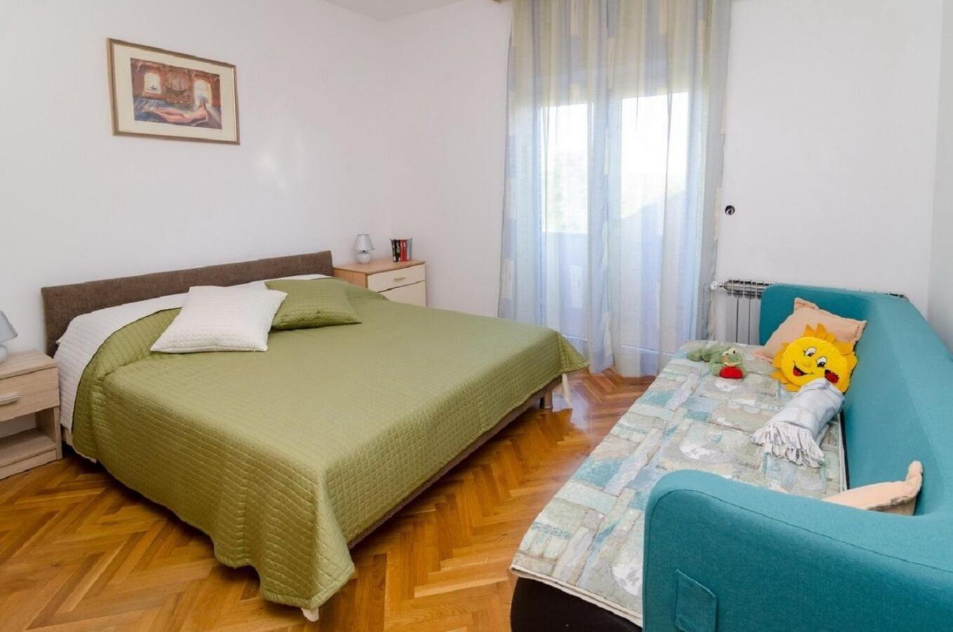 Holiday Home Old Town - Great Location Нін Екстер'єр фото